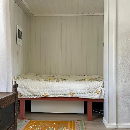 Idyllic Small Farm Apartment *